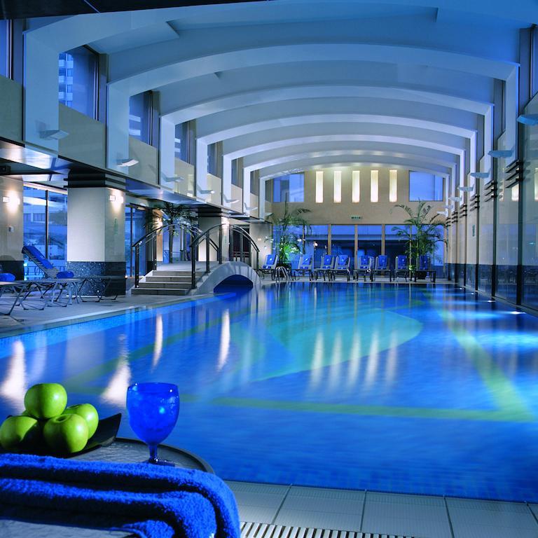 Shanghai Centre Serviced Apartment Luaran gambar